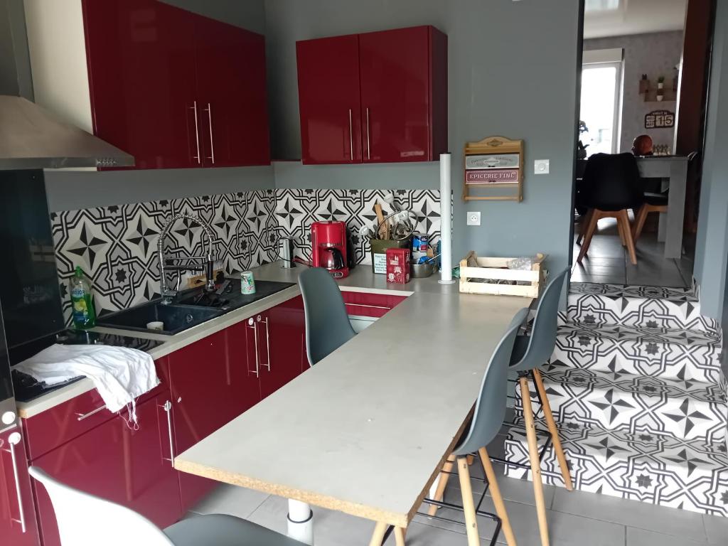 Nhà bếp/bếp nhỏ tại Charmante maison au cœur de la thierache