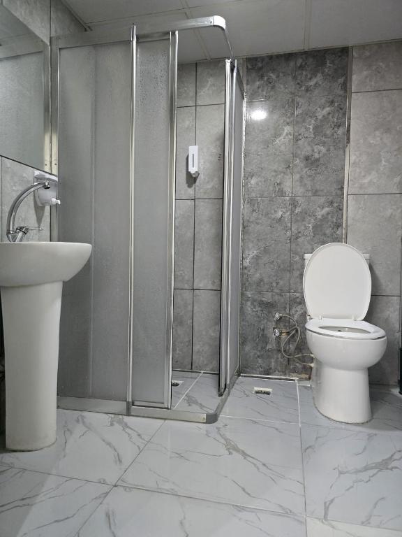 Koupelna v ubytování Uyu Room Uşak Otel