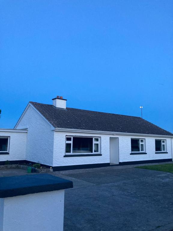 The country farm house, Ballinrobe (updated prices 2024)
