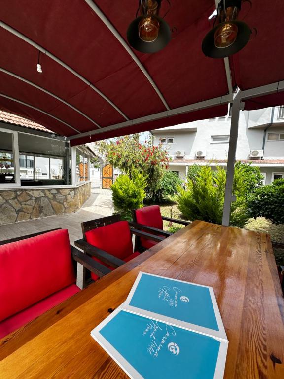 Posezení v ubytování Carmina Hotel