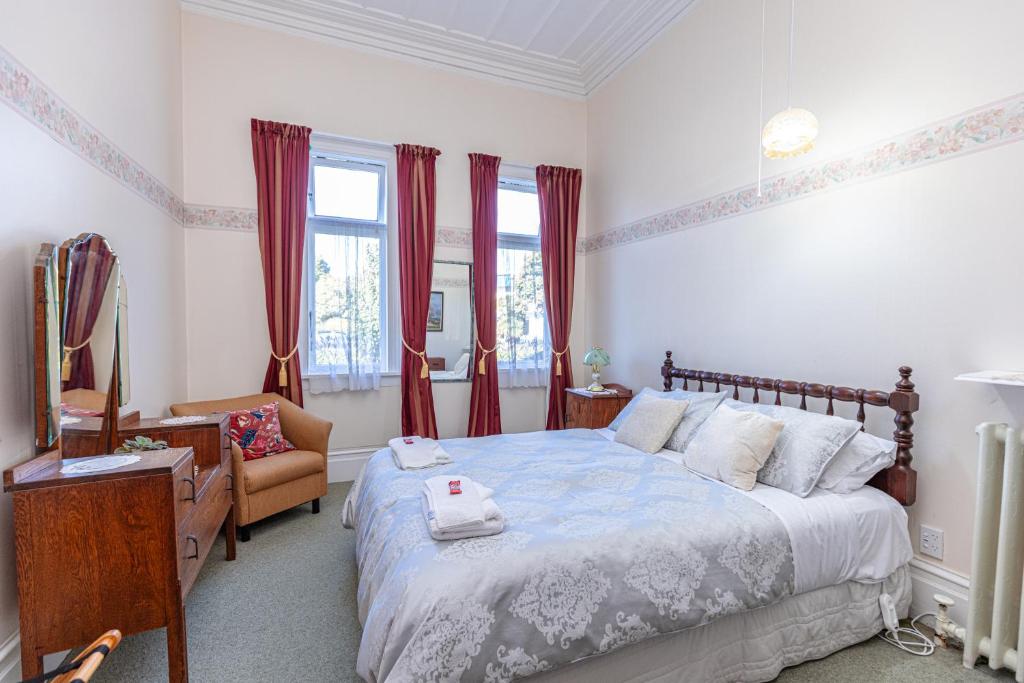 Braemar House B&B and YHA Hostel - Resim 9