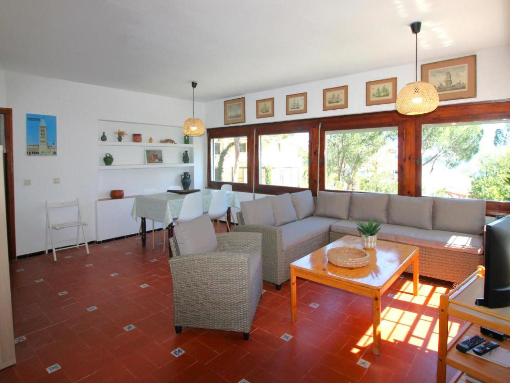 Posezení v ubytování Gran apartamento con terraza en Fané de Baix, Llançà - ES-228-154