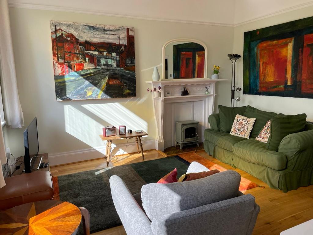 Airy Apartment Sefton Park - Hizvo