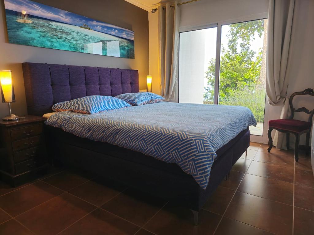 Postel nebo postele na pokoji v ubytování Horizon Retreat