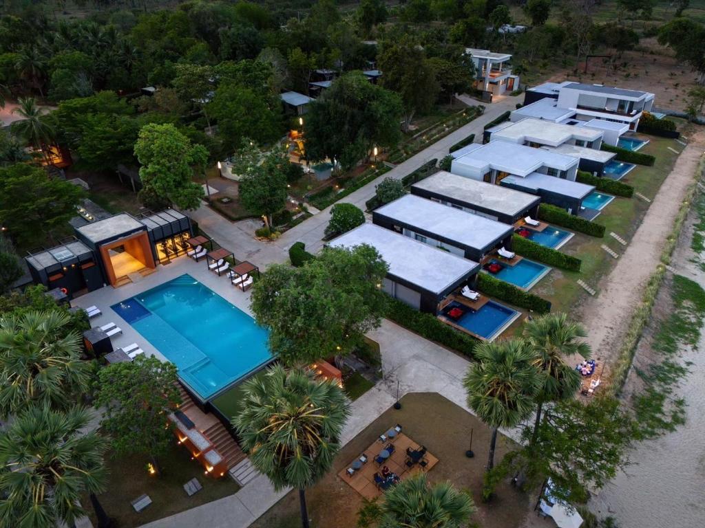 an aerial view of a resort with a swimming pool at Sunshine Paradise Resort in Ban Krut