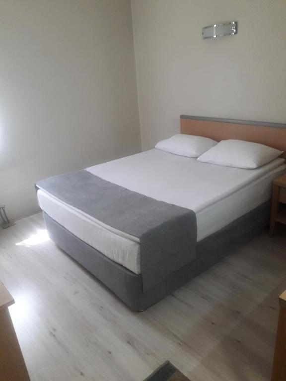 OTEL AMİLLER - Camera Singola Con Bagno