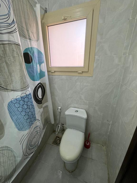 Kép Brand New Renovated Cheerful 3-bedroom Villa With 6 Pools FAMILY ONLY- Perla Marina Kilo 85 szállásáról El Alameinben a galériában