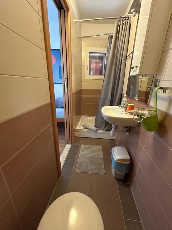 Koupelna v ubytování Guesthouse Fjaka