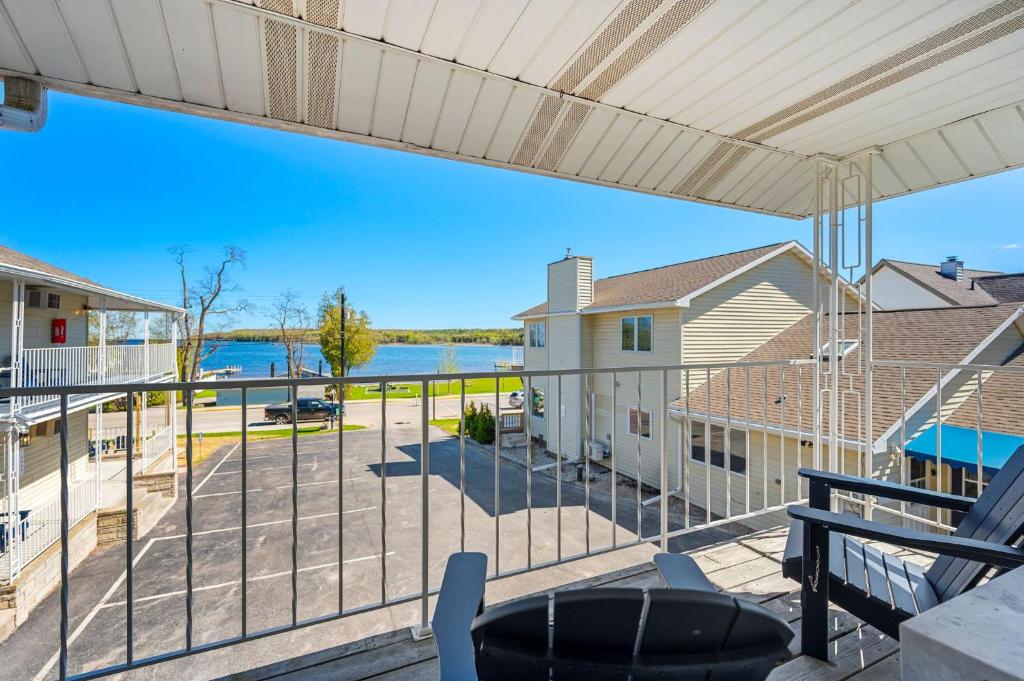 Fresh Coast Motel photo