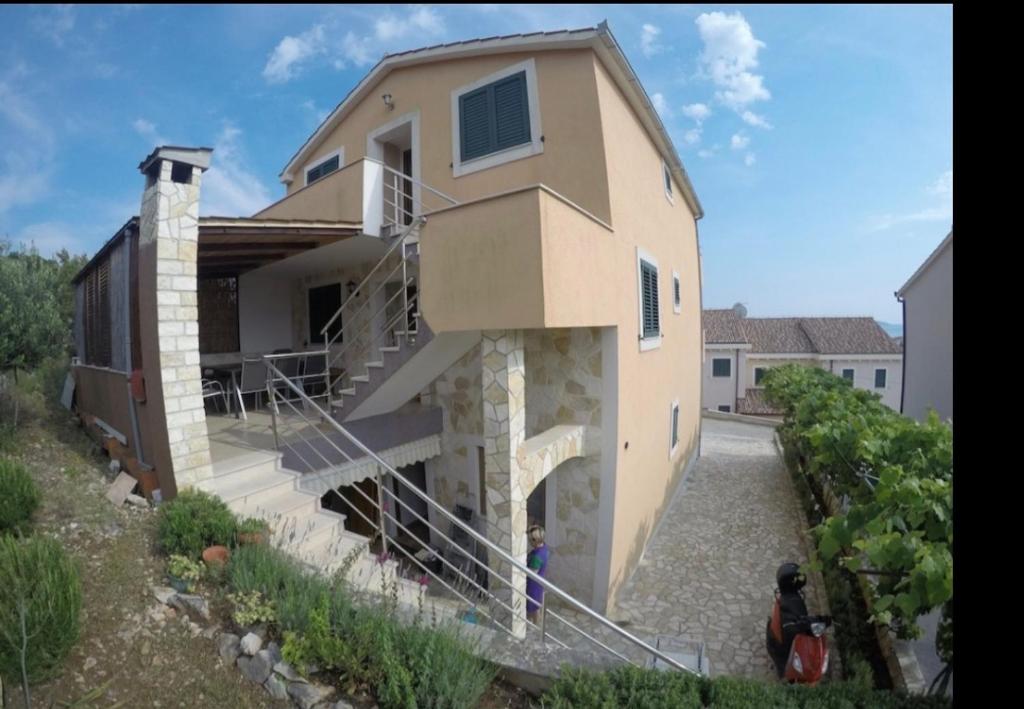 Casa Milesic