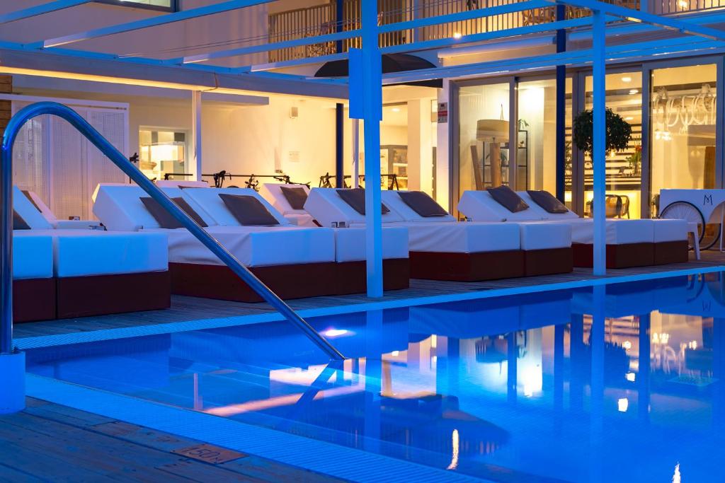 Bazén v ubytování Hotel Boutique Minister 4Sup nebo v jeho okolí