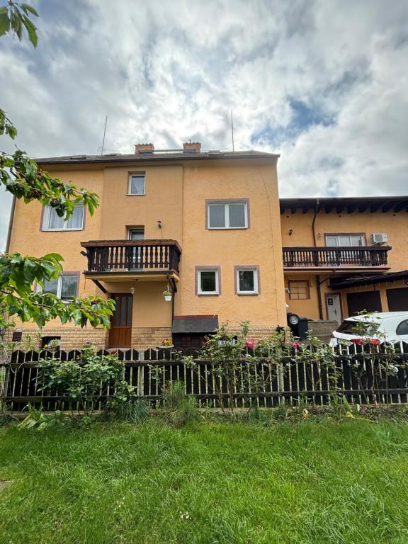 Budova, kde se penzion nachází