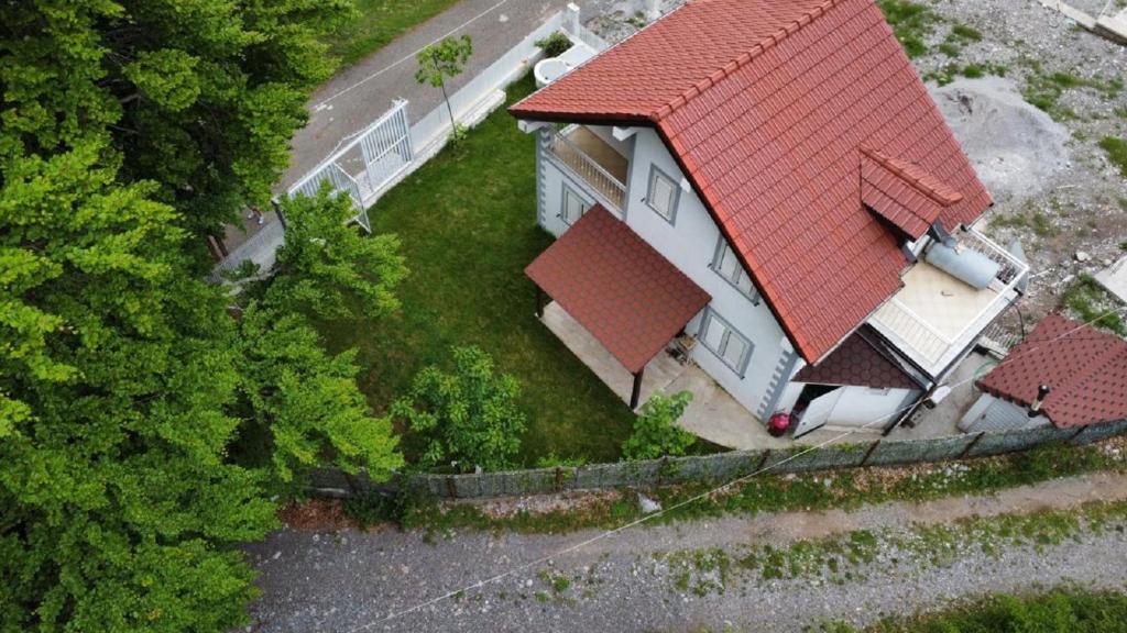 Budova, kde se vila nachází