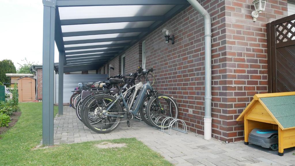 Jízda na kole v ubytování Hotel Thule nebo okolí