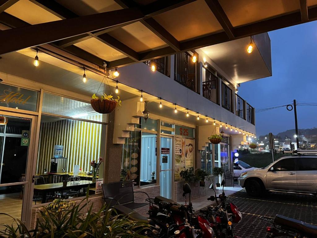 Budova, kde se hotel nachází