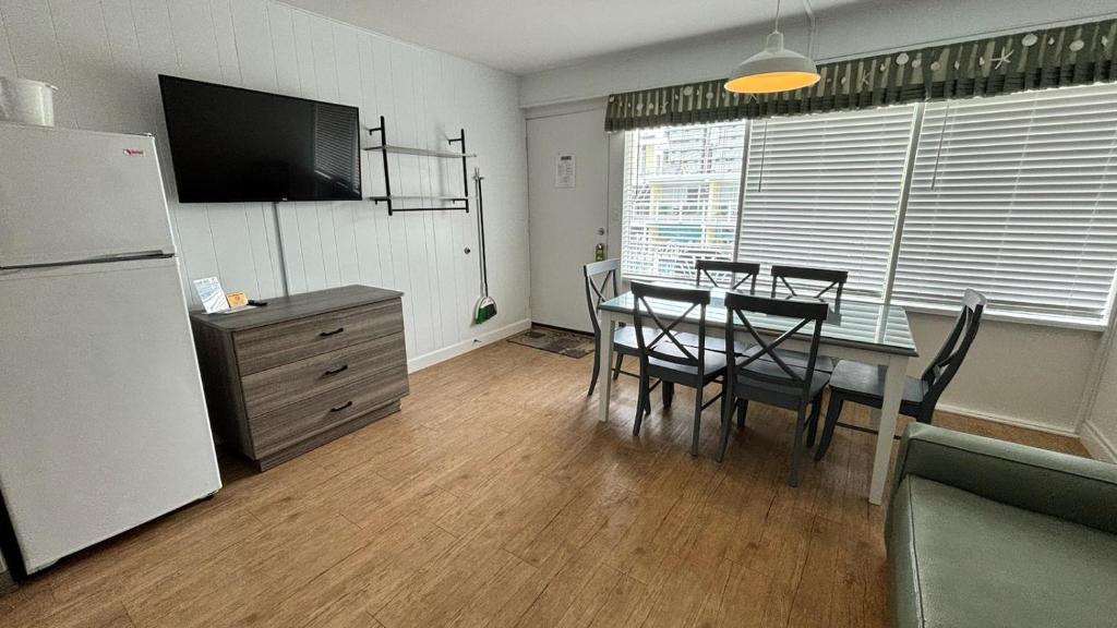 Sea Gull Motel - Deluxe Suite Met één Slaapkamer (4 Volwassenen + 2 Kinderen)