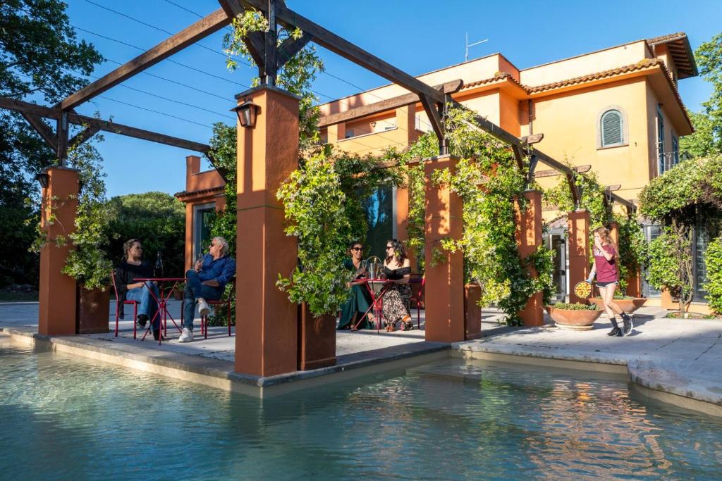 Hero's Garden Relais - Resim 21