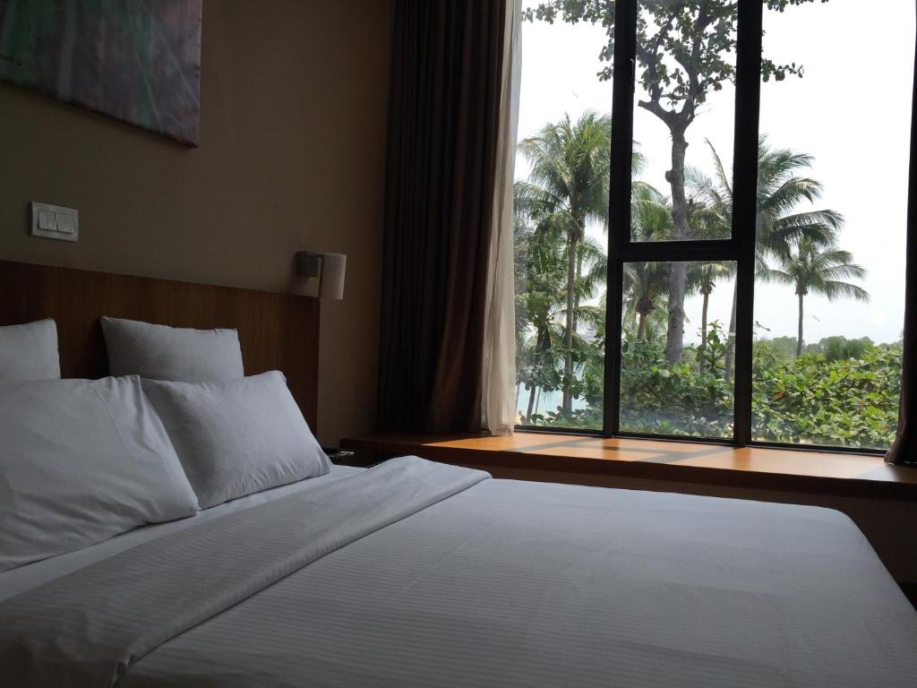 Siloso Beach Resort - Sentosa - Deluxe Adjoining Room