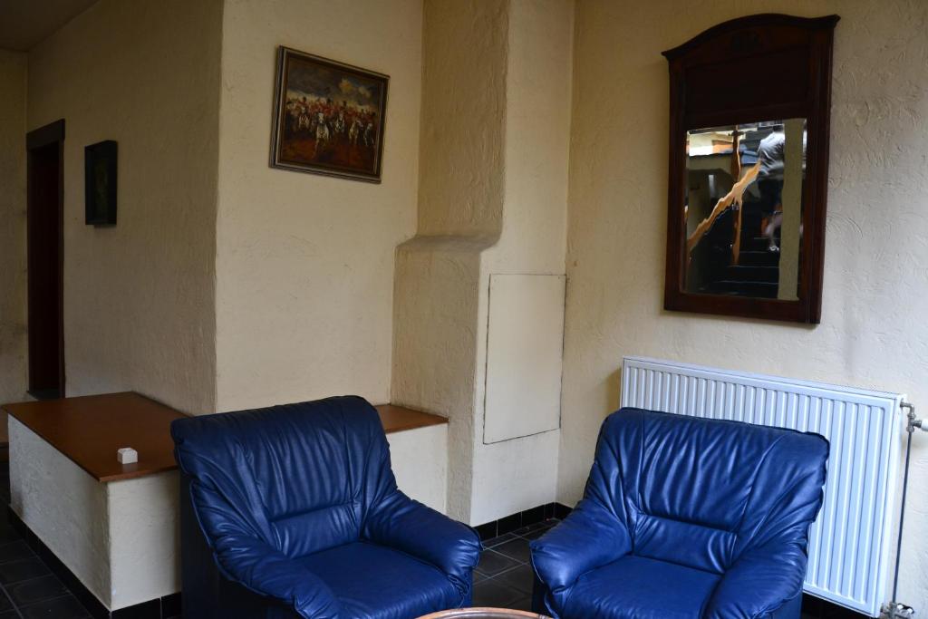 Posezení v ubytování Hotel De Franse Kroon