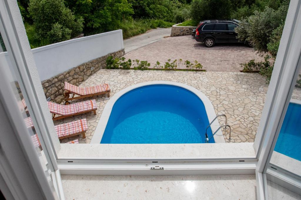 Bazén v ubytování Villa Silente nebo v jeho okolí