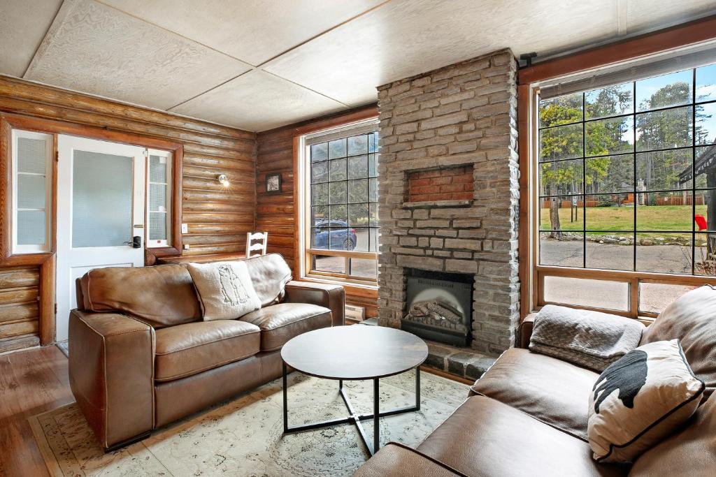 Posezení v ubytování Elkhorn Lodge Vacation Rentals