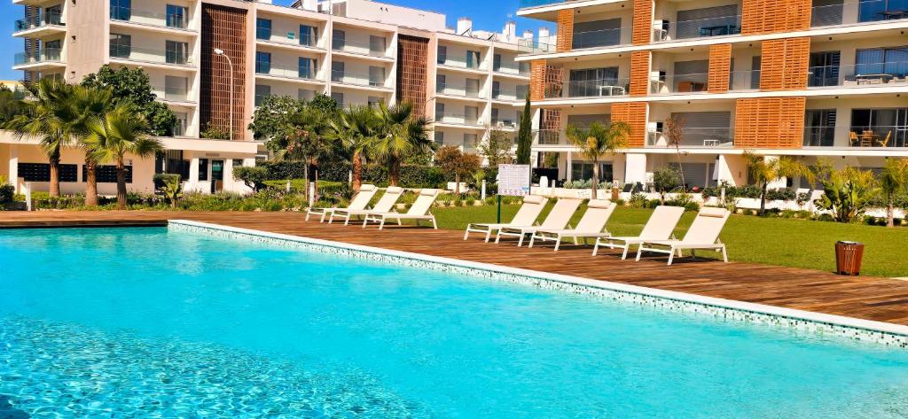 Marvell Design with heated pool&Playground