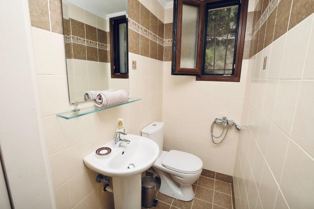 Łazienka w obiekcie Kores Villas