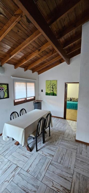 Fotografie z fotogalerie ubytování Casa Tinta Roja 2 de 1 dormitorio v destinaci Villa Gesell