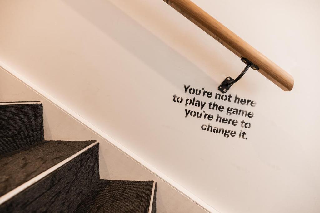 Change Overnight - Resim 17