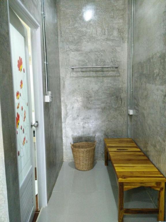 Pottery Street House - 8