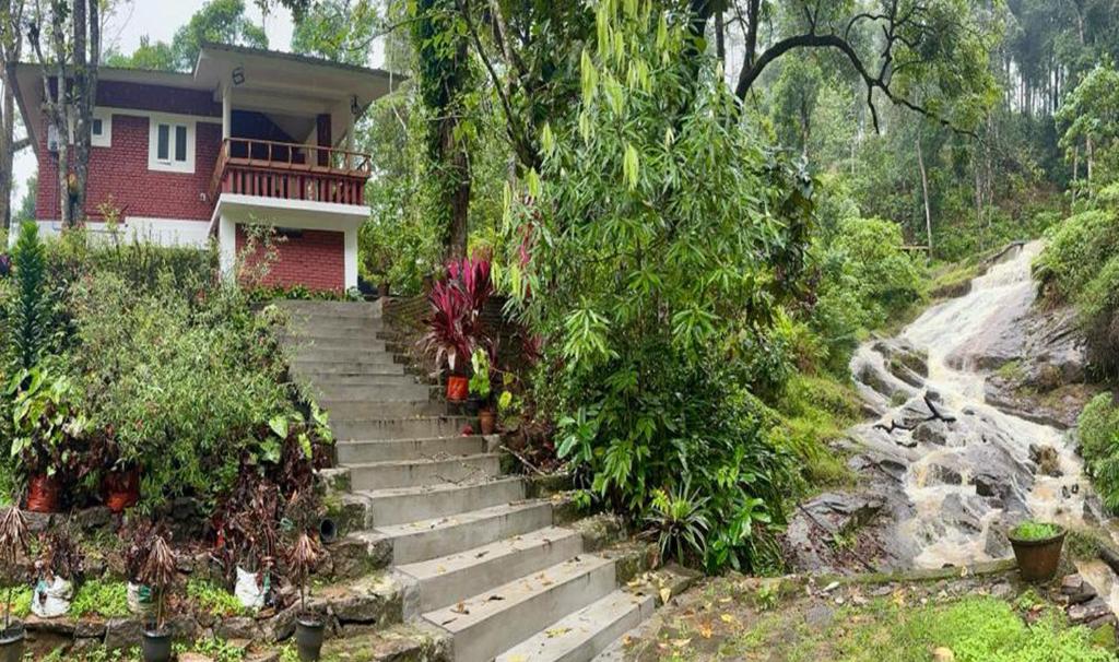 Falling Waters Munnar - 優れたヴィラ