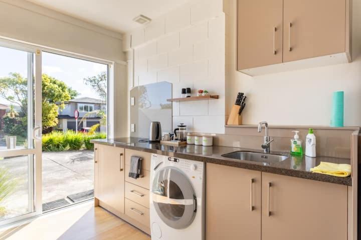 Your home in Cockle Bay - Resim 15