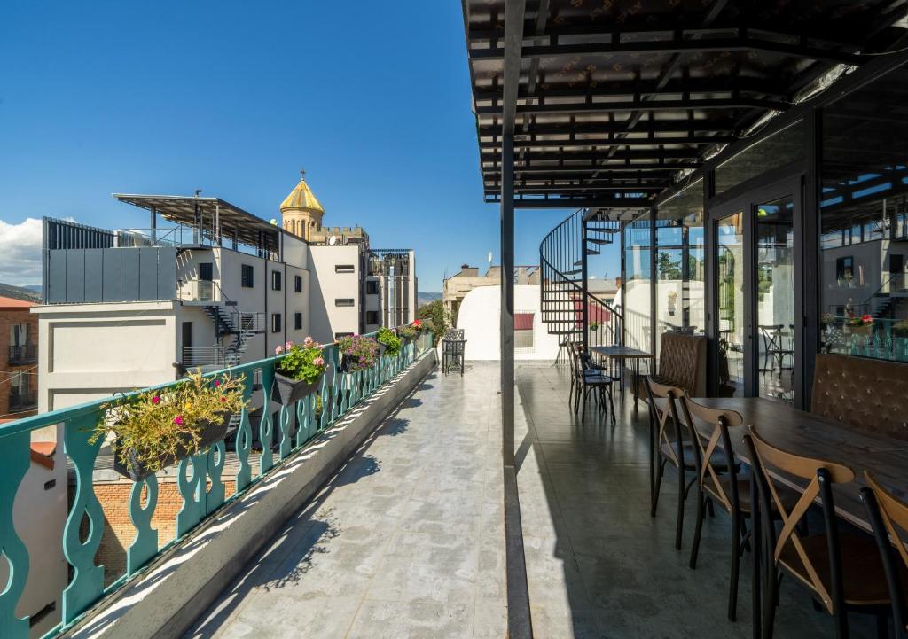 Balkón nebo terasa v ubytování Hotel Tato & CoWorking space