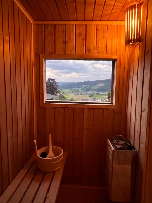 Nespecifikovaný výhled na hory nebo výhled na hory při pohledu z apartmánu