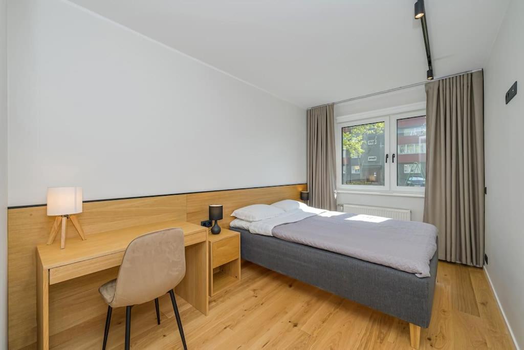 New apartment near the airport, city center in Sikupilli photo