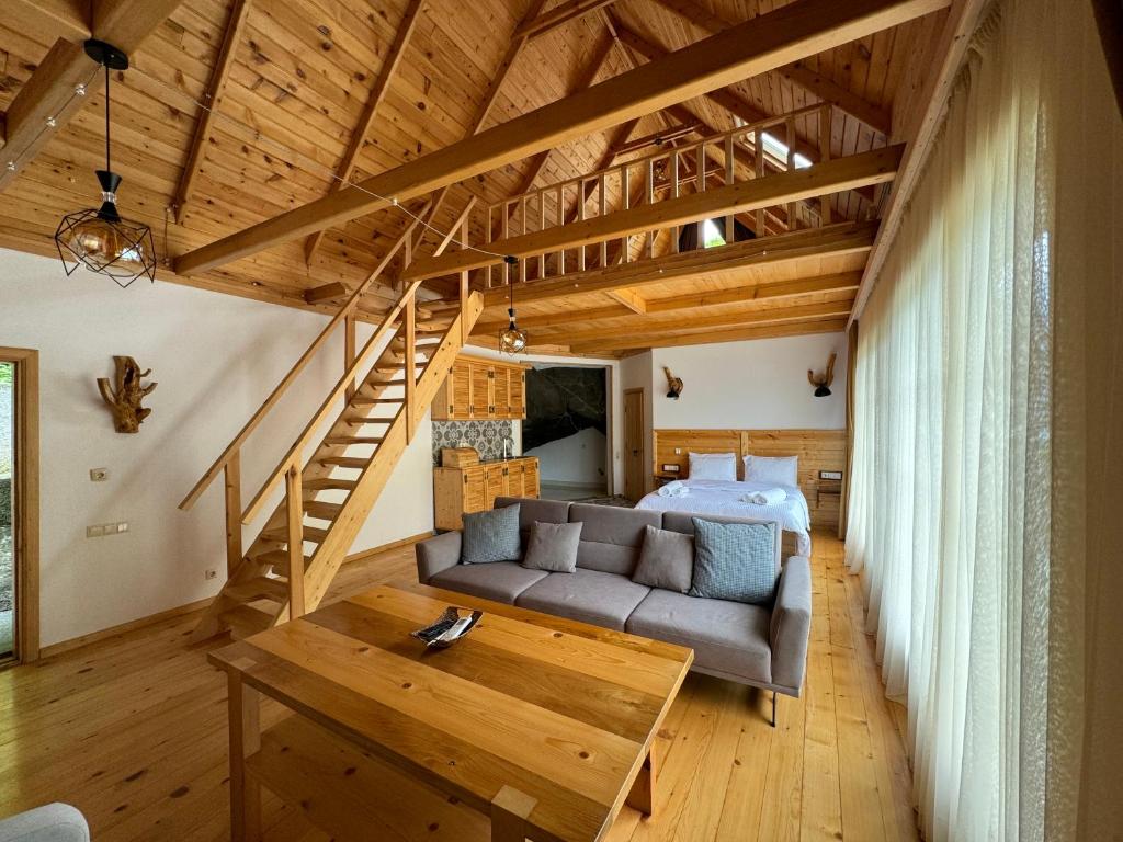 Postel nebo postele na pokoji v ubytování Machakhela Inn - Resort and Winery