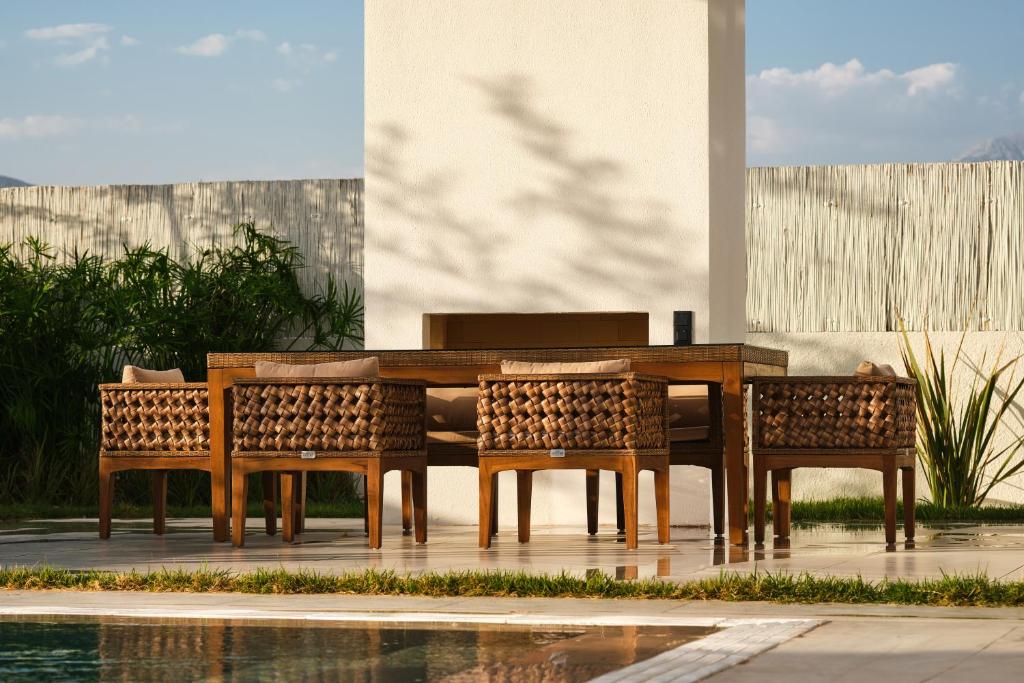 Bazén v ubytování Ashta Suites / Zen Suite nebo v jeho okolí