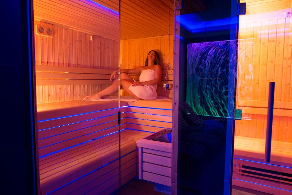 Fotografie z fotogalerie ubytování Baltic Time - domki z jacuzzi i saunami v destinaci Ostrowo