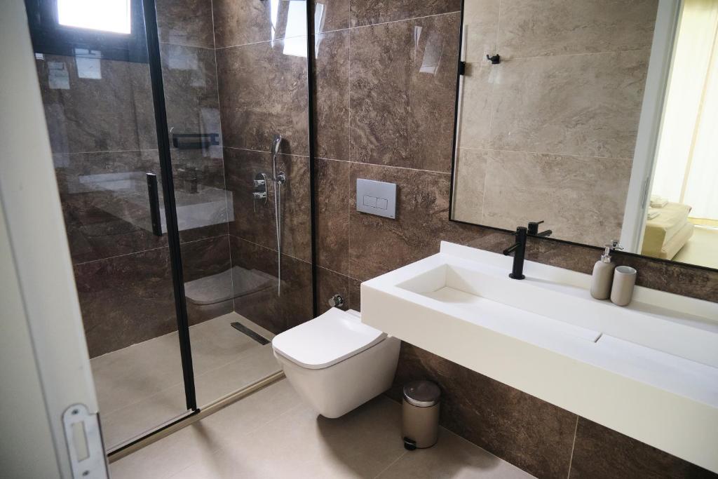 Koupelna v ubytování Ashta Suites / Zen Suite