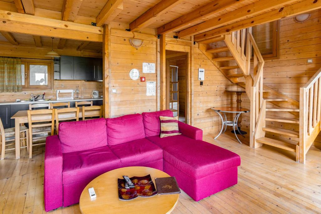 Zeus-Village οικισμός φινλανδικών chalet με πισίνες & γυμναστήριο - Chalet Alkistis