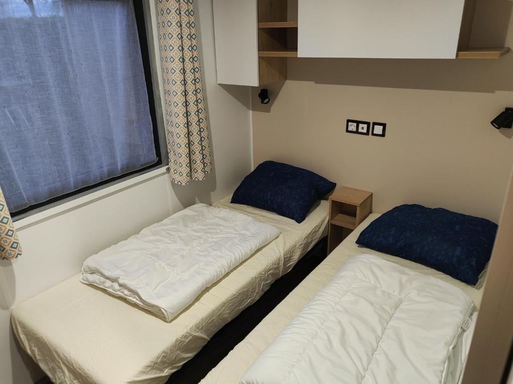 Postel nebo postele na pokoji v ubytování Casa Gera Lauwersoog