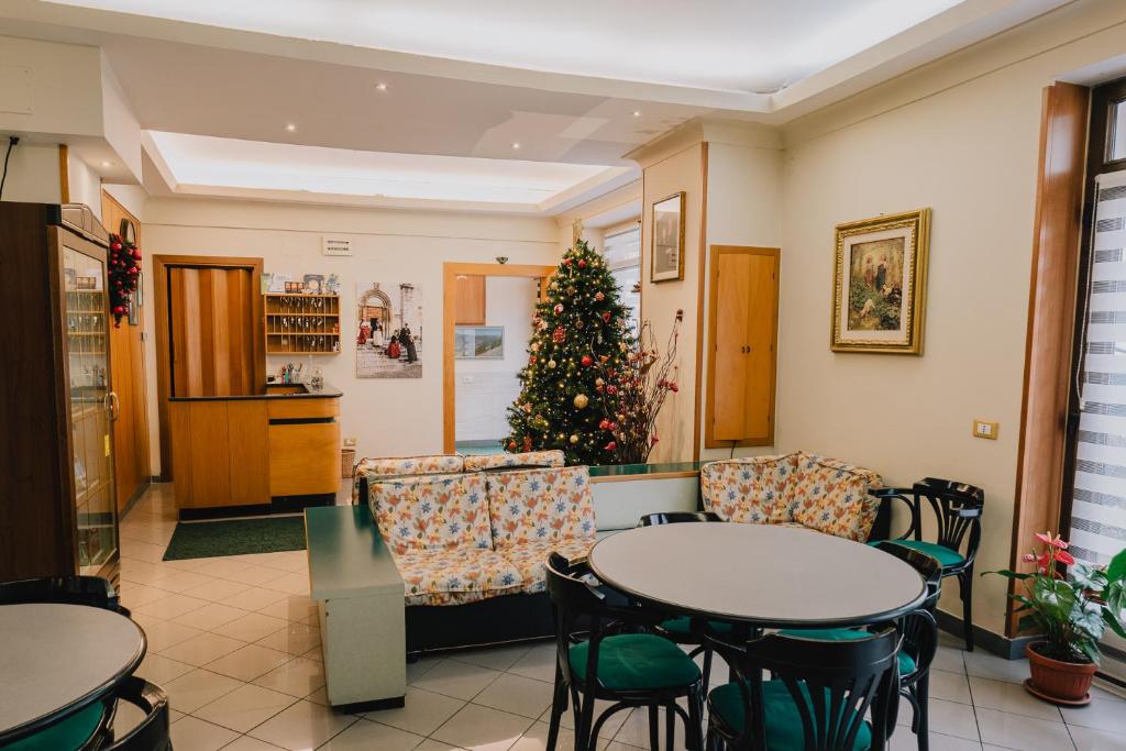 Posezení v ubytování Hotel Nilde