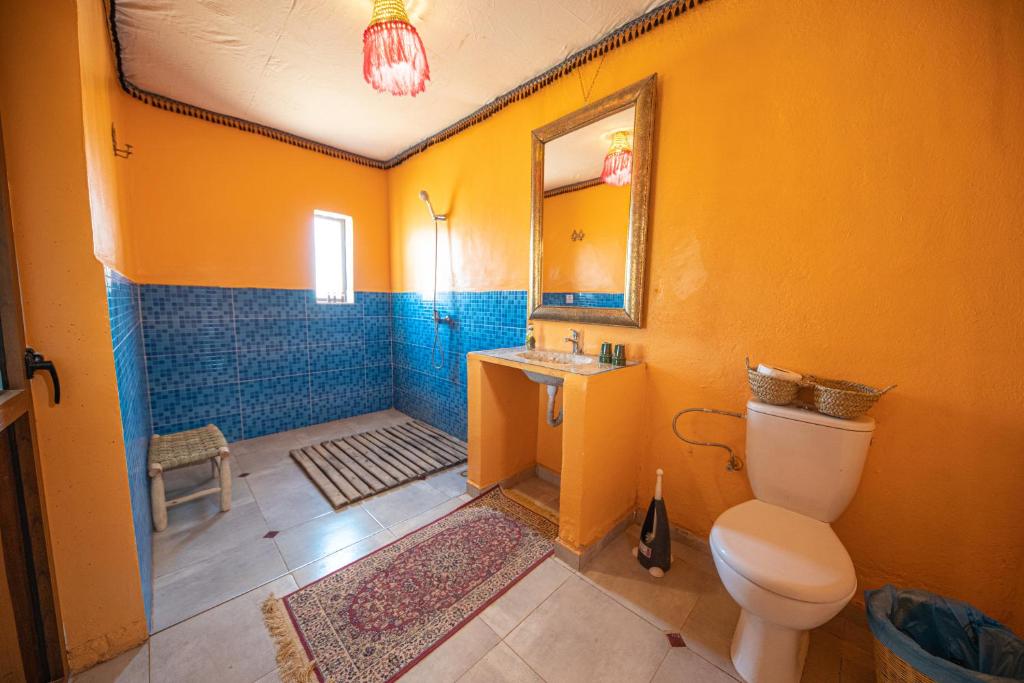 Koupelna v ubytování Aladdin Desert Camp - Mhamid Erg Chigaga Escape