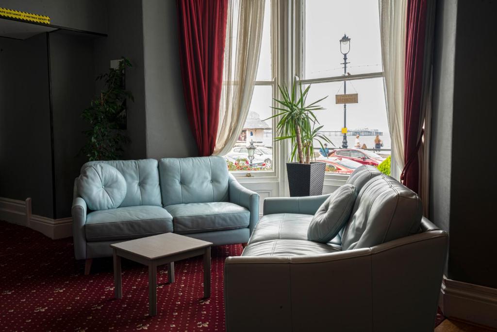 The Central Hotel - Resim 14