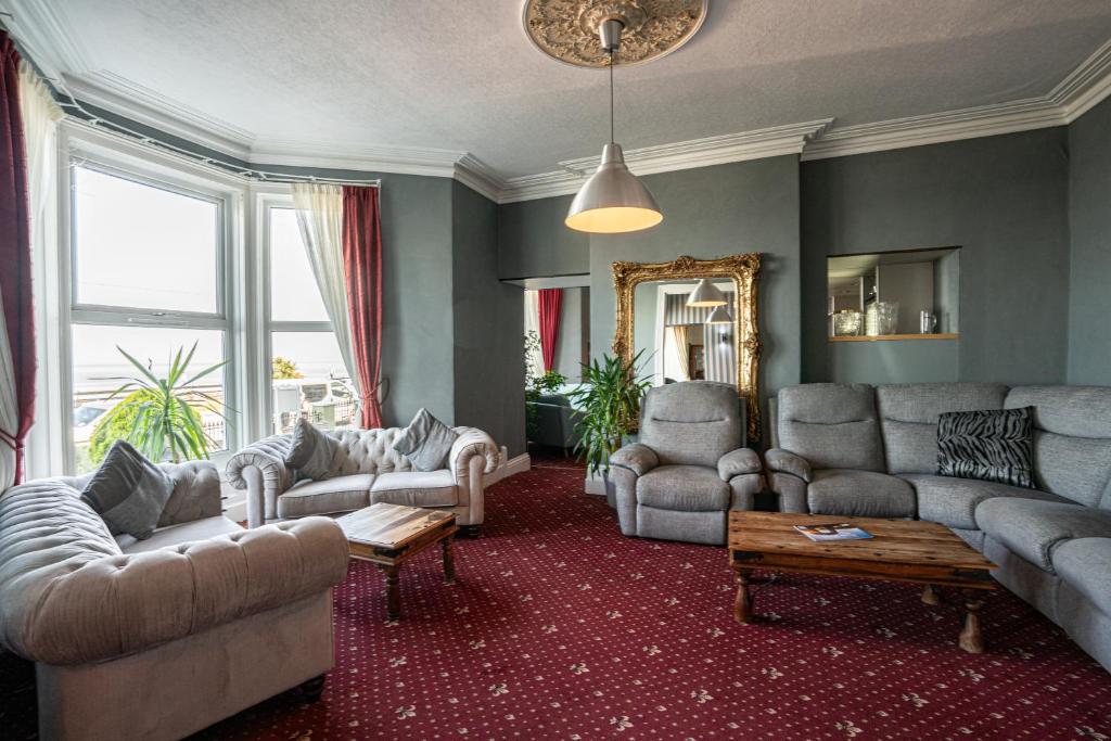 The Central Hotel - Resim 15