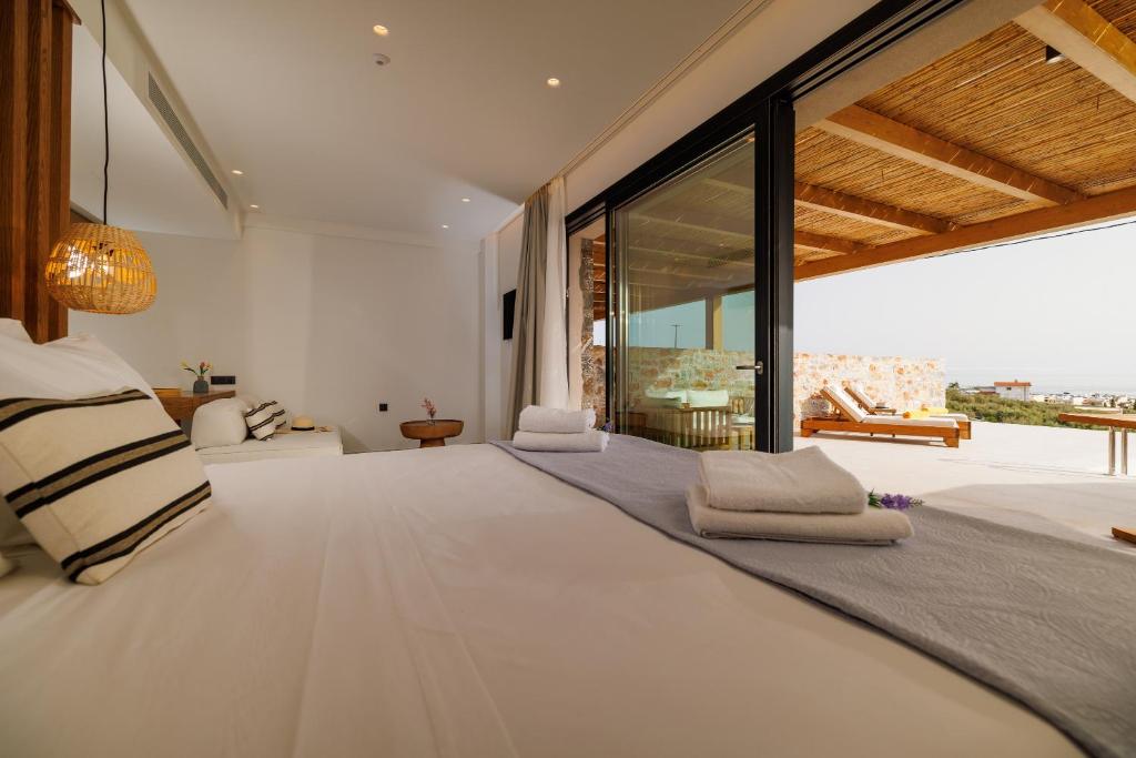 Deos Luxury Suites - Adults Only - 4