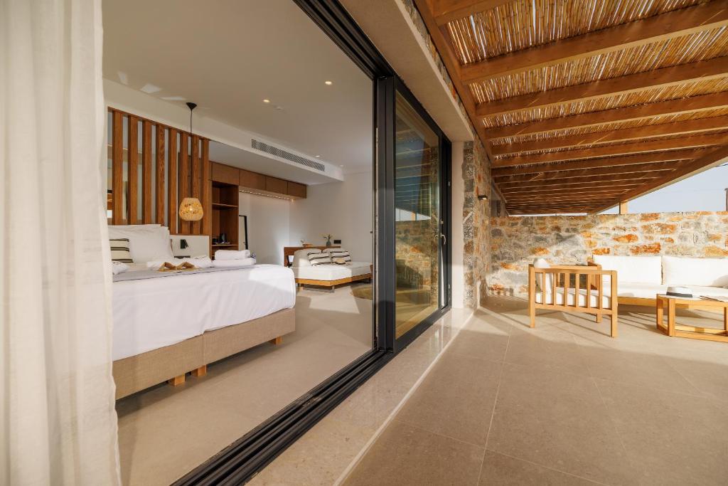 Deos Luxury Suites - Adults Only - 5