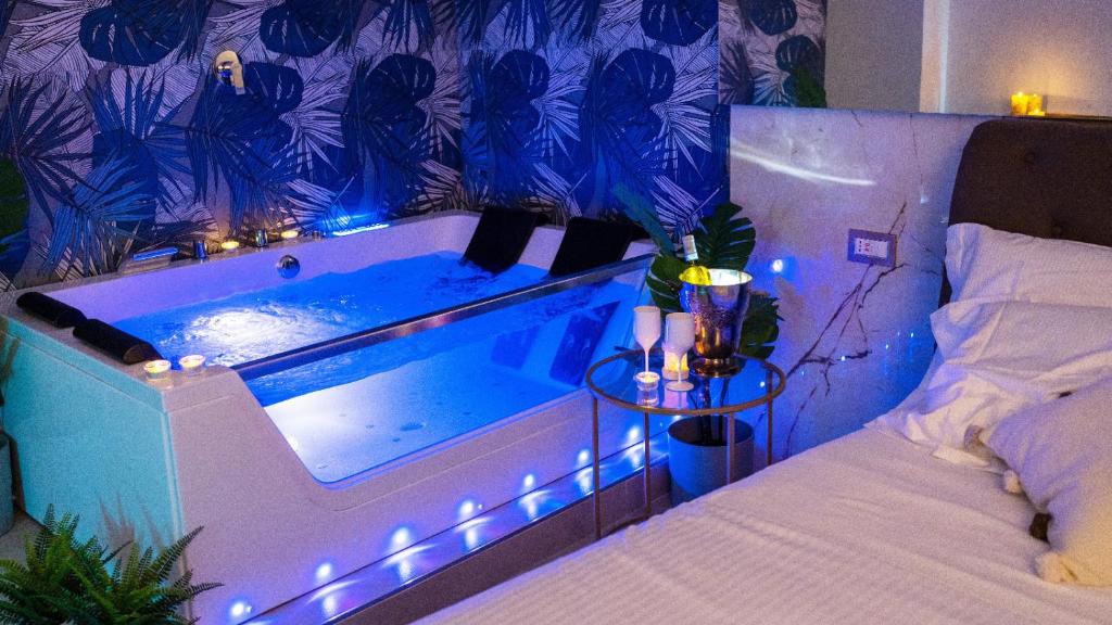 MAZZINI LUXURY JACUZZY SUITE Catania - 8