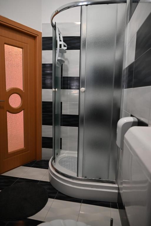 Łazienka w obiekcie Ivana Rooms