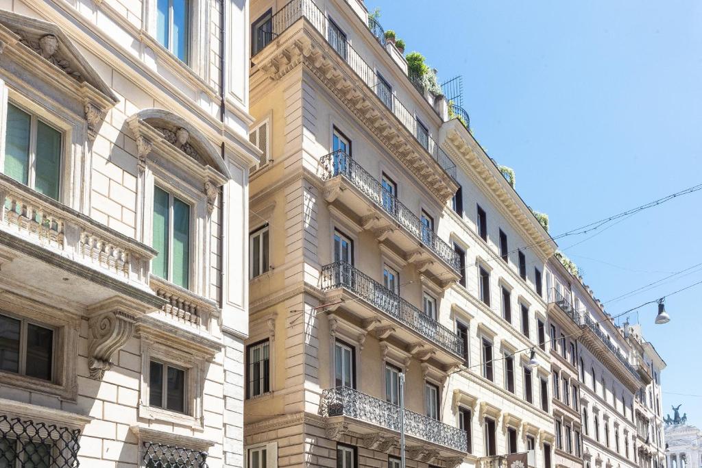 Amazing Piazza Venezia Suites - One-Bedroom House